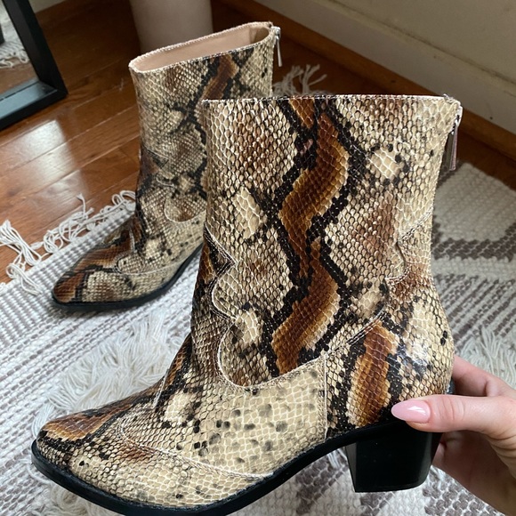 therapy Shoes - NEW princess Polly boots